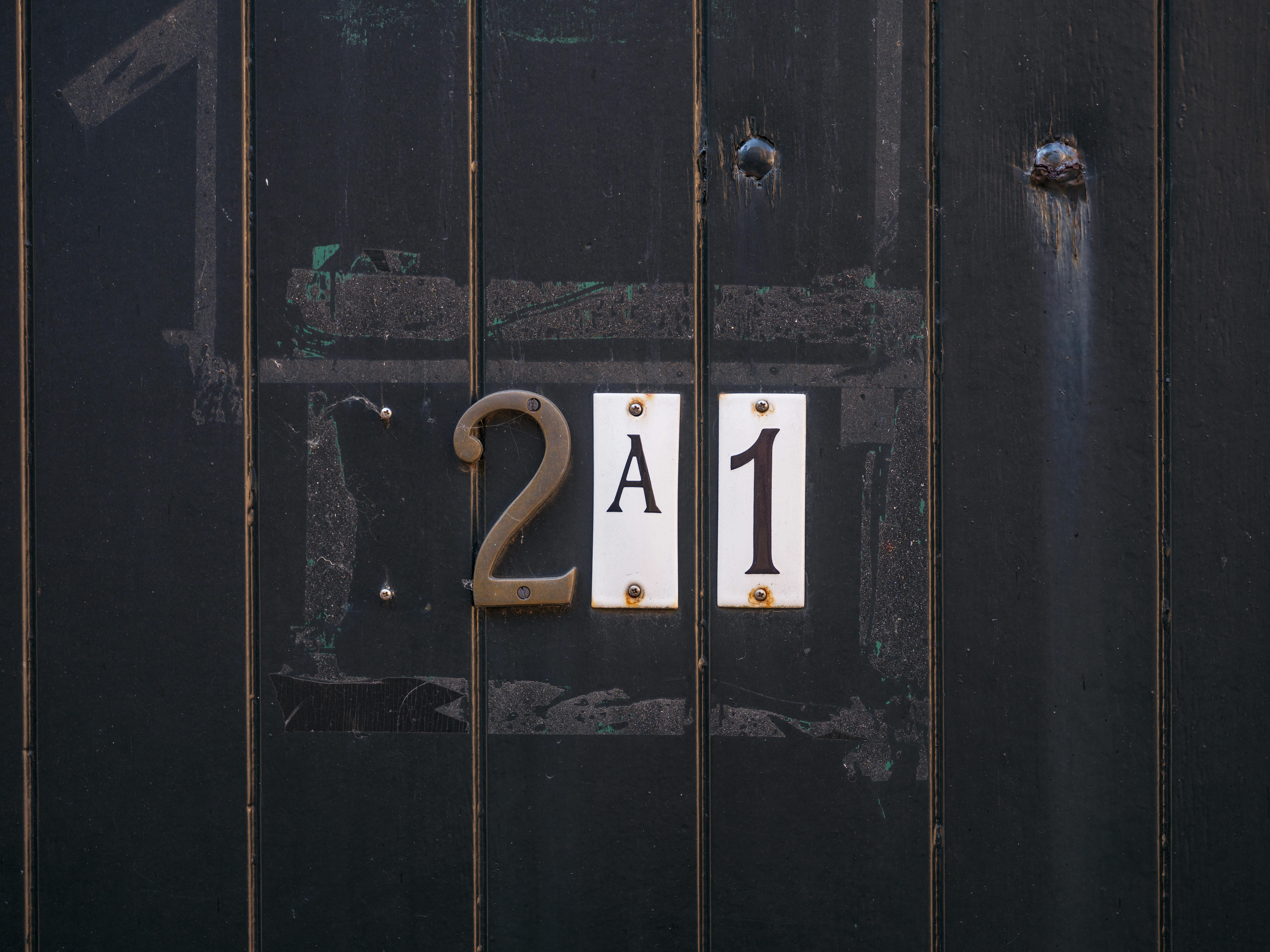 Season 3; 05 – The House with Two Numbers