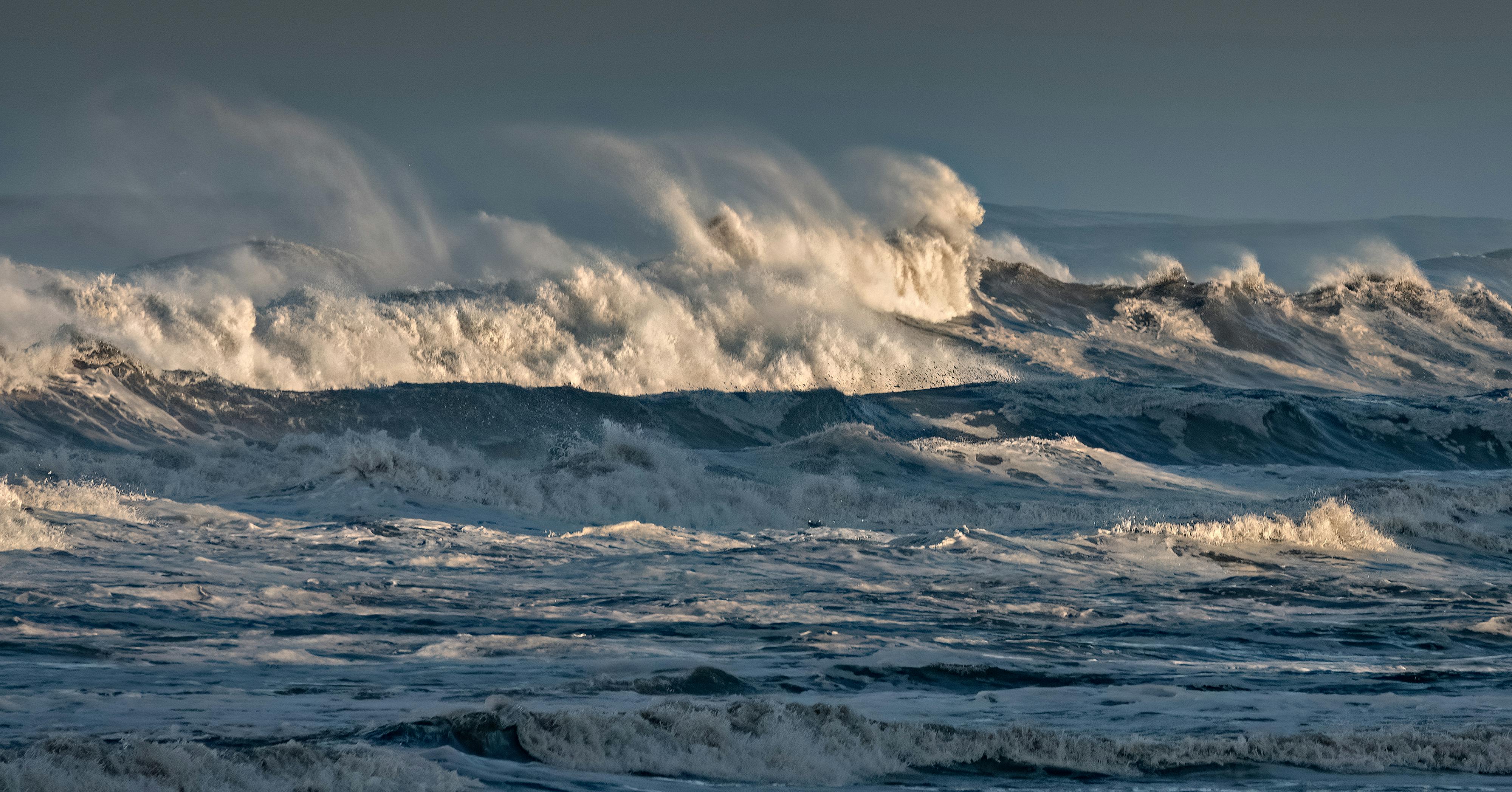 Season 3; 06 – The Sea